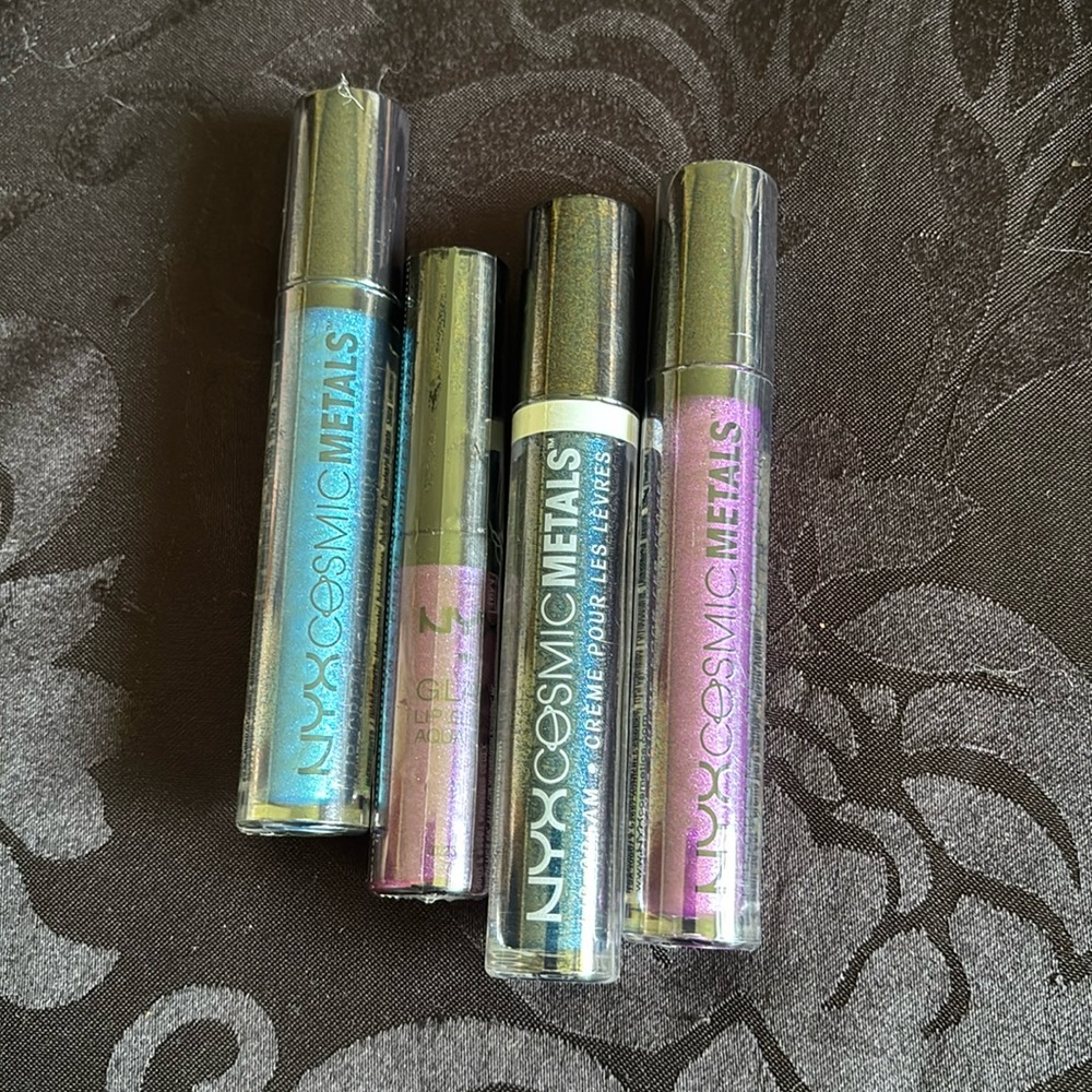 NYX Cosmic Metals Lip Cream Set